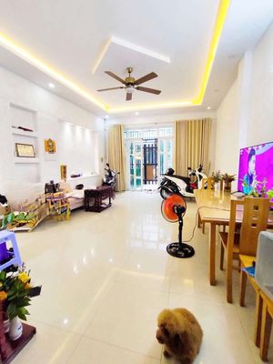 GẤP BÁN Nhà 3 tầng, HXH, gần Bệnh viện Lê Văn Thịnh, Q.2. Mua bán nhà ở tại Thành phố Thủ Đức Tp Hồ Chí Minh được đăng bởi Nguyễn Minh Tuấn 