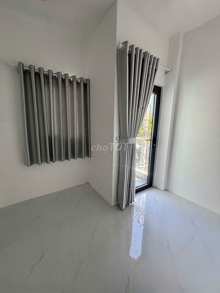 Nhà 2PN 2Tầng Hoàng Xuân Nhị - Âu Cơ 2,6 tỷ