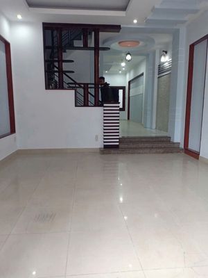 Rent · 4 bd · 80 м² · Quận 6, ул. Đường Bình Phú