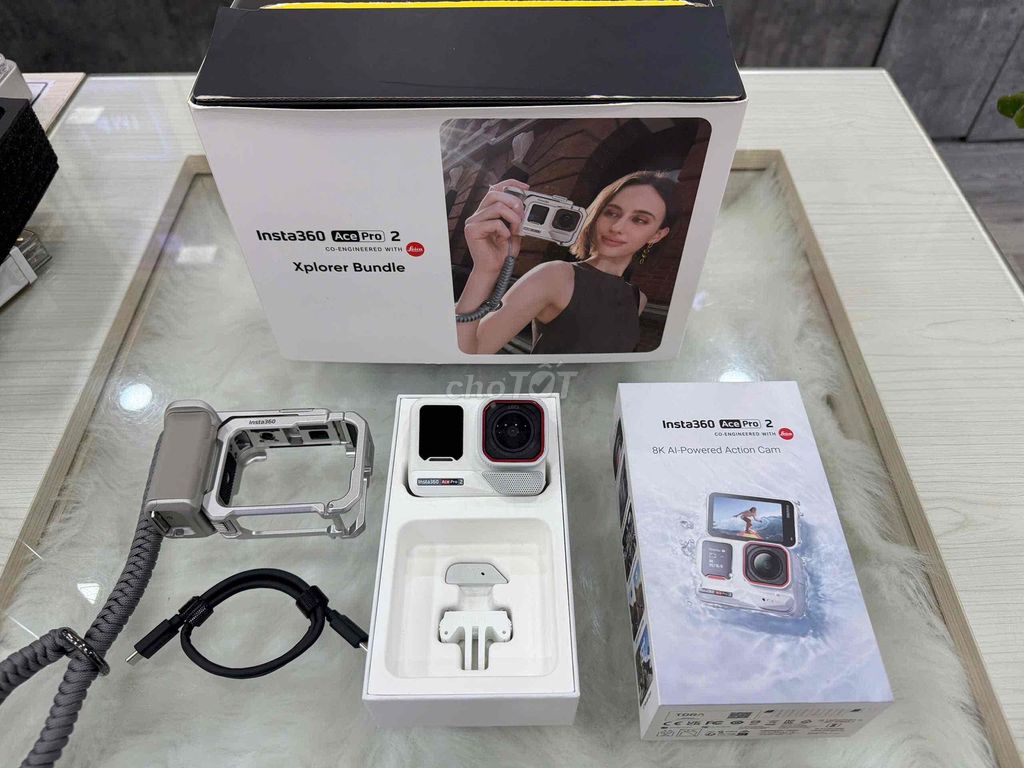 Insta360 Ace Pro 2 + Grip Kit. Mua bán Máy ảnh, Máy quay tại Quận Thanh Khê Đà Nẵng được đăng bởi Thắng  hình 1