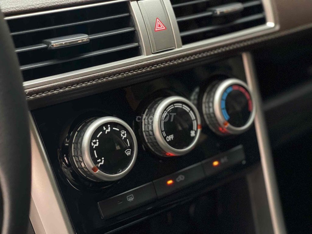 Mitsubishi Xpander Cross 2020 AT - 73000 km. Mua bán Ô tô tại Thành phố Pleiku Gia Lai được đăng bởi Vân Anh Toàn Trung GL hình 3