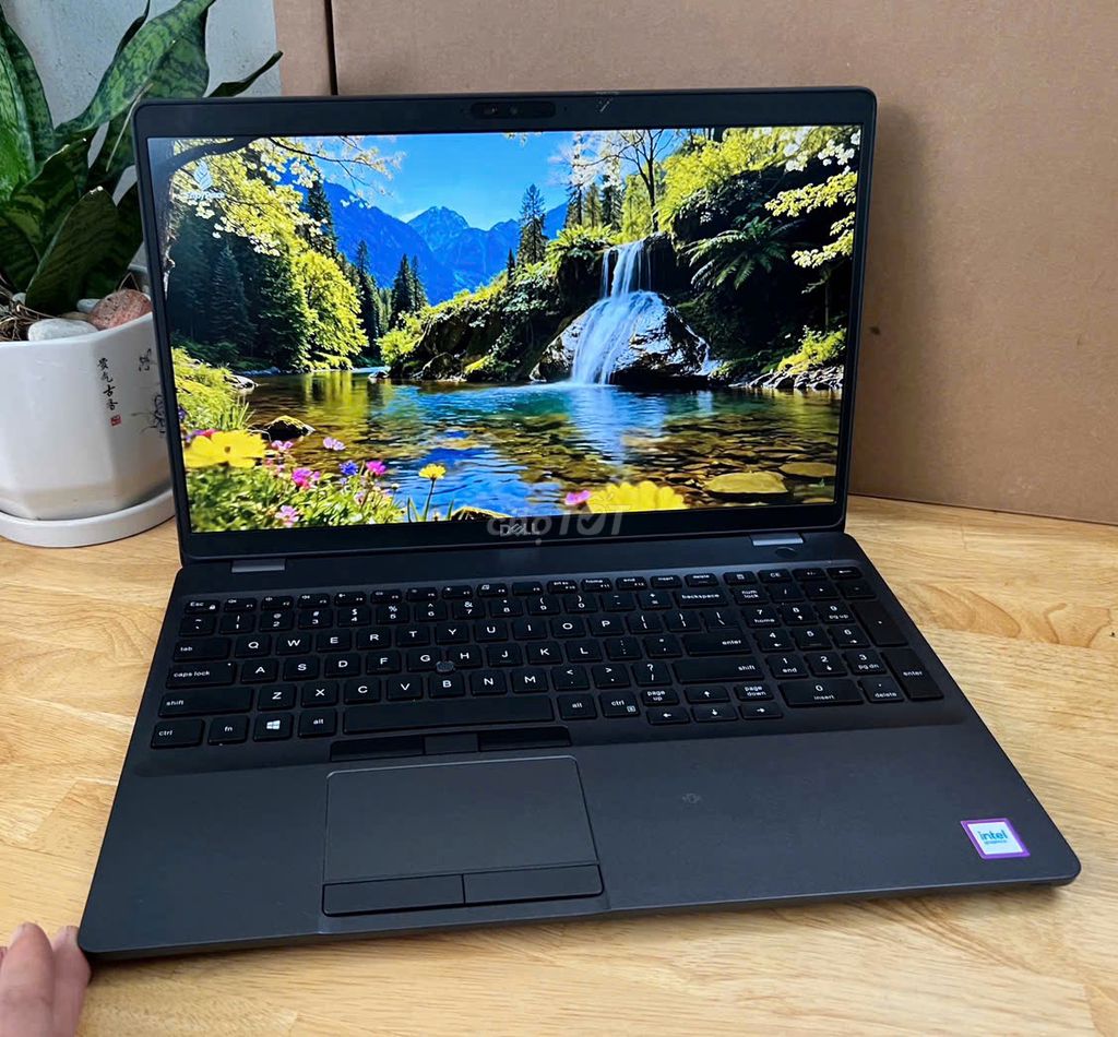 Dell Latitude 5500 Core i7 8665U. Mua bán Laptop tại Quận Bình Thạnh Tp Hồ Chí Minh được đăng bởi Giaudv hình 1