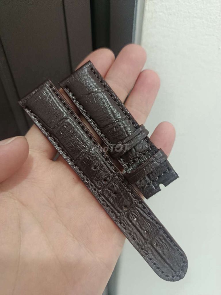 Dây đồng hồ Da bò Nâu 20/18. Mua bán Phụ kiện thời trang khác tại Quận Cẩm Lệ Đà Nẵng được đăng bởi TV T hình 1