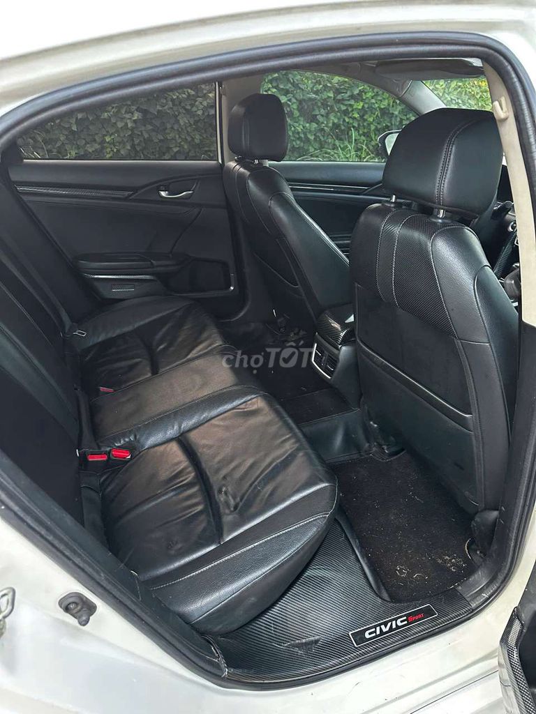 Honda Civic 1.5 Turbo Trắng 2018. Mua bán Ô tô tại Thành phố Buôn Ma Thuột Đắk Lắk được đăng bởi Nguyen Linh hình 11