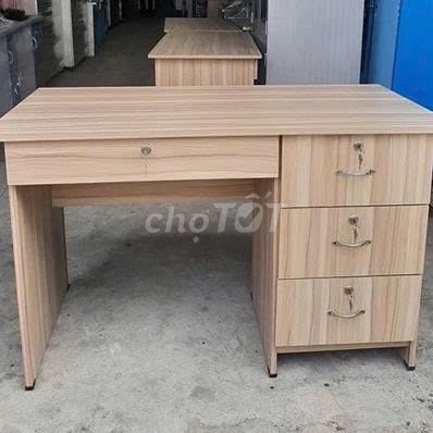 BÀN LÀM VIỆC#BÀN LÀM VIỆC#BÀN LÀM VIỆC#BÀN. Mua bán Nội thất, đồ gia dụng khác tại Thành phố Thủ Đức Tp Hồ Chí Minh được đăng bởi Tổng Kho Nội Thất Sài Gòn hình 1