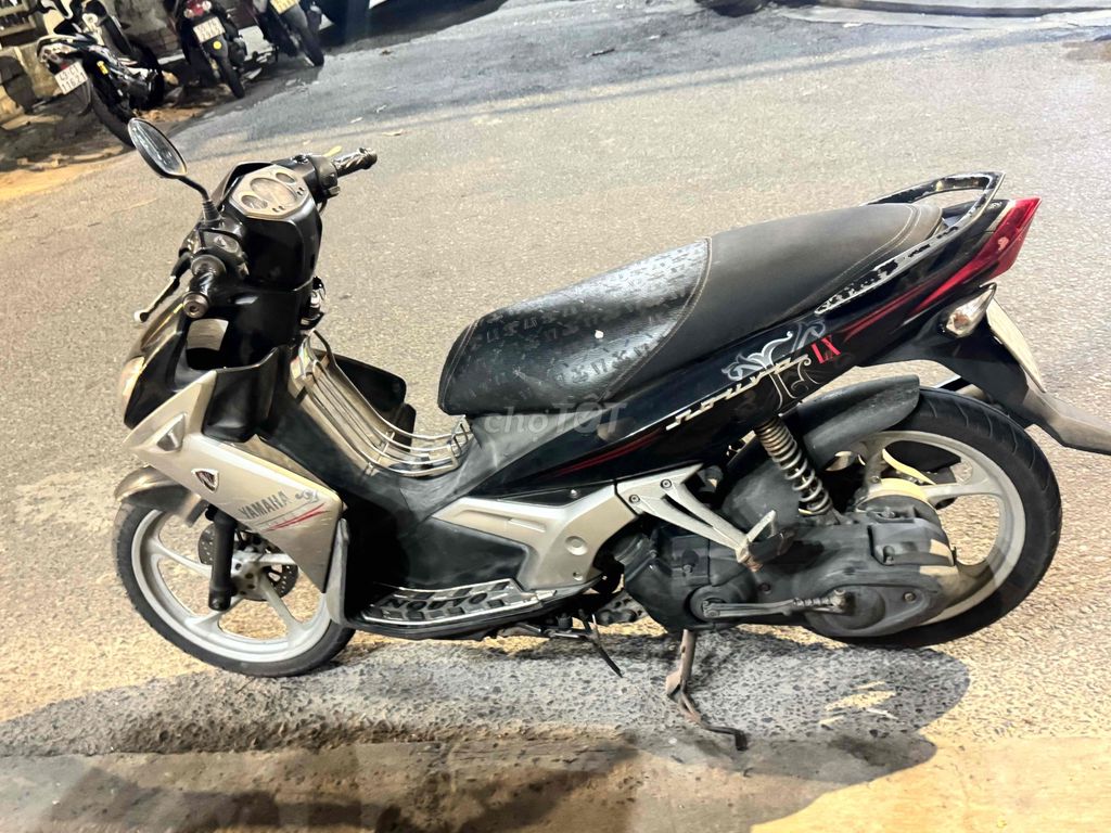 Yamaha Nouvo LX черный, серебристый