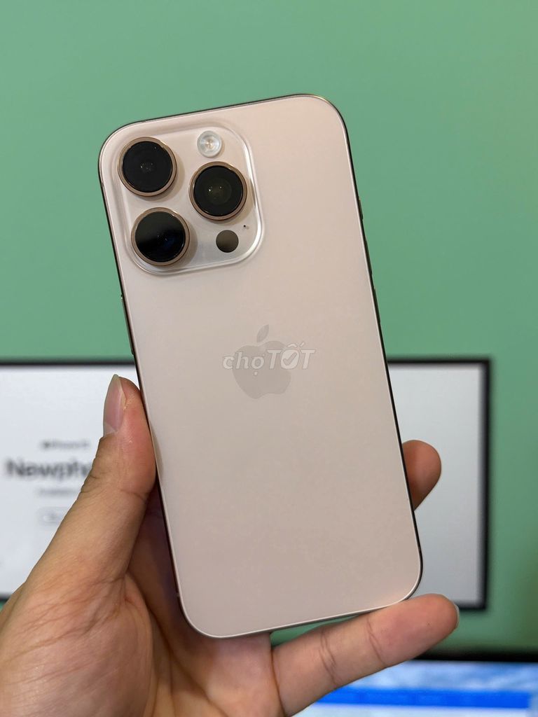 Apple iPhone 16 Pro 128GB quốc tế màn mực mất face. Mua bán Điện thoại tại Quận Thanh Xuân Hà Nội được đăng bởi Thành Vũ Mobile hình 1