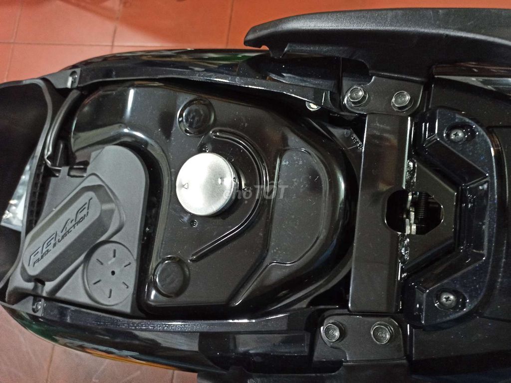 Honda Wave RSX FI 2025 Đen 541 km BSTP BAO KÍ.. Mua bán Xe máy tại Quận Bình Tân Tp Hồ Chí Minh được đăng bởi LÊ TRUNG VIỄN. hình 16