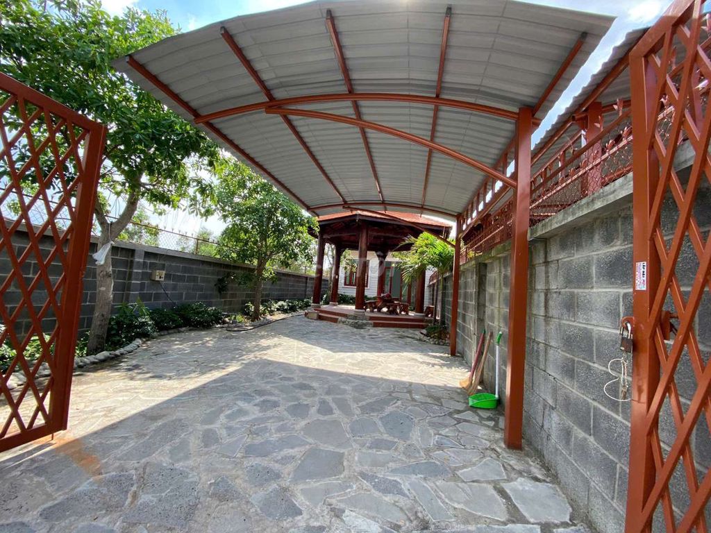 Nhà vườn siêu đẹp, gần biển Phước Hải, đg lớn, khu dân cư, hạ tầng tốt. Mua bán đất tại Huyện Đất Đỏ Bà Rịa - Vũng Tàu được đăng bởi Nguyễn Huệ hình 1
