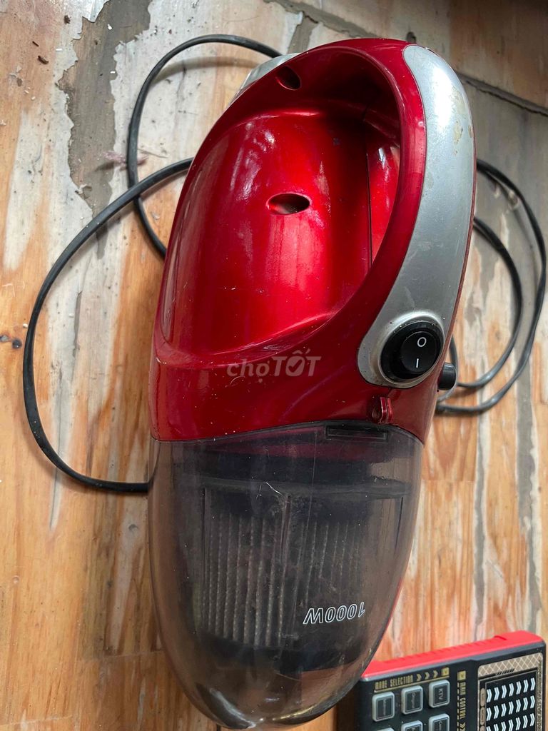 Máy hút bụi Đỏ 1000W Đã sử dụng. Mua bán Thiết bị vệ sinh, nhà tắm tại Huyện Đức Hòa Long An được đăng bởi Nguyễn Hậu hình 1