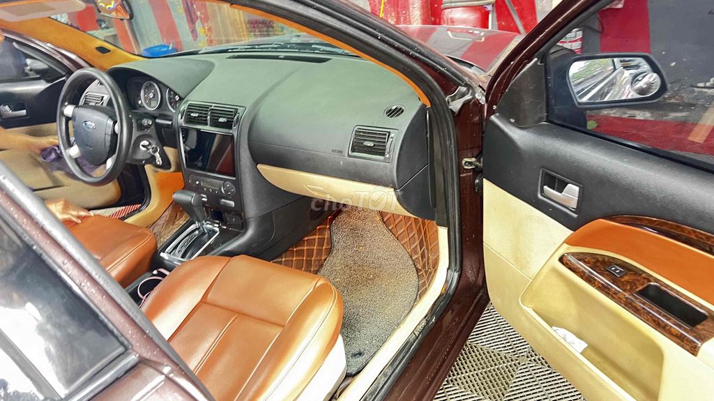 Ford Mondeo 2004 2.0 AT - 199999 km. Mua bán Ô tô tại Quận 7 Tp Hồ Chí Minh được đăng bởi cao quang hình 7