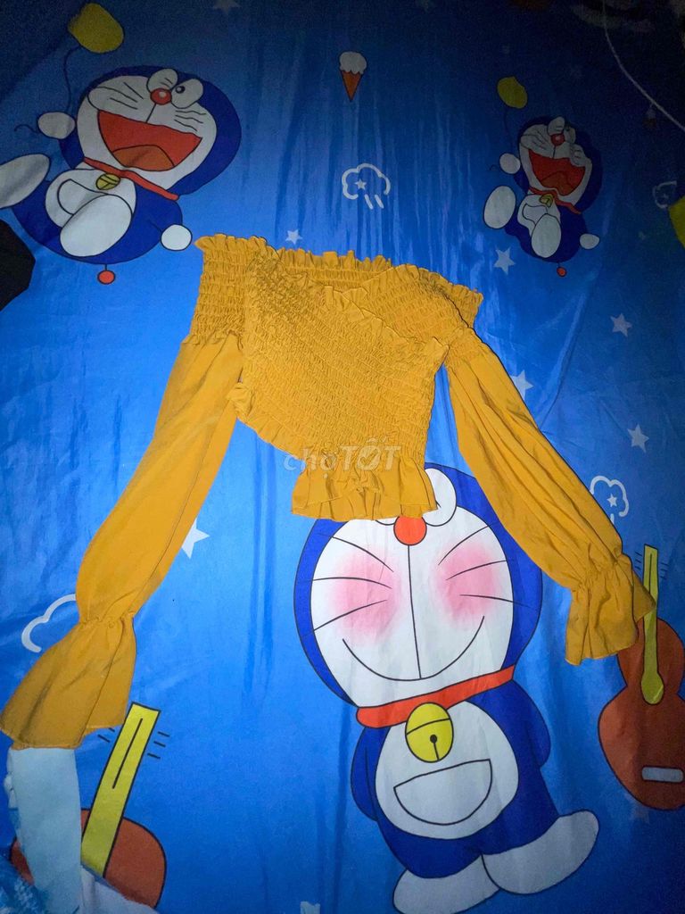 Áo croptop nữ Vàng Vải thun. Mua bán Quần áo tại Huyện Thới Lai Cần Thơ được đăng bởi Bùi Khả Khả hình 1