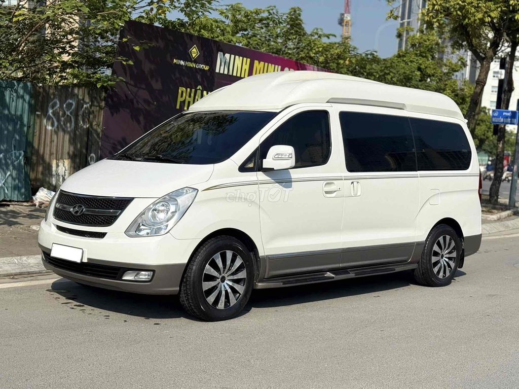 Bán gấp Hyundai Grand Starex 2014 Limousine. Mua bán Ô tô tại Quận Cầu Giấy Hà Nội được đăng bởi Tô Văn Tiến hình 2