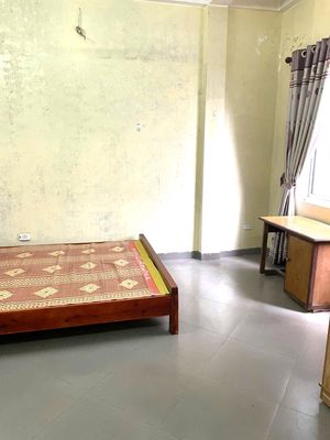 Room 25 m² · Đường Láng