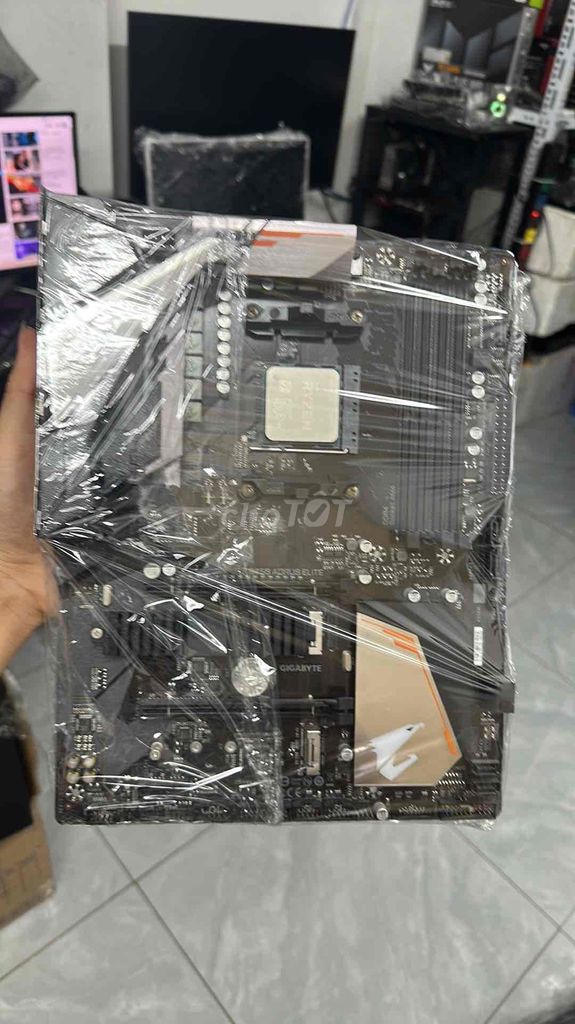 Combo Gigabyte B450 AORUS AMD Ryzen 7 3700X AM4. Mua bán Linh kiện (RAM, Card...) tại Quận Đống Đa Hà Nội được đăng bởi Tuan Anh Store24H hình 1