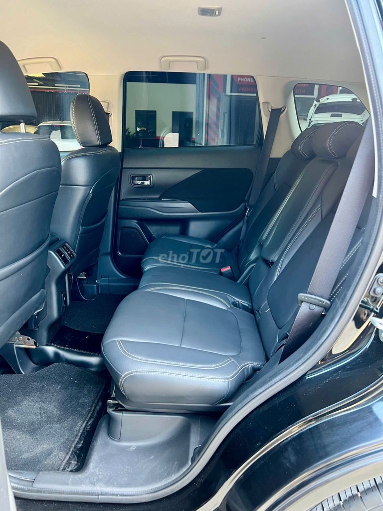 Mitsu Outlander 2020 2.0 CVT - 22,000 km Đẹp Keng. Mua bán Ô tô tại Quận Tân Phú Tp Hồ Chí Minh được đăng bởi Nguyên Xe Tốt OFFICIAL MALL hình 10