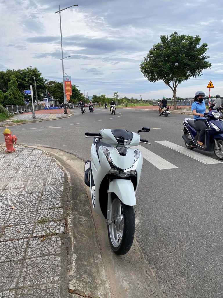 SH Chính Chủ Mua Tại Tiến Thu. Mua bán Xe máy tại Quận Cẩm Lệ Đà Nẵng được đăng bởi hi hình 1