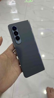 Samsung Z Fold4 Máy còn mới màn đẹp. Mua bán Điện thoại tại Quận 1 Tp Hồ Chí Minh được đăng bởi Trần Ngọc Như Ý