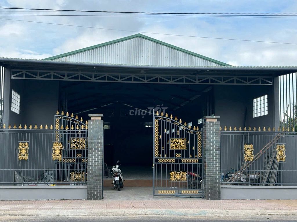 Cho thuê nhà xưởng. Cho thuê Văn phòng, Mặt bằng kinh doanh tại Huyện Chợ Lách Bến Tre được đăng bởi Minh Lê Thành hình 4