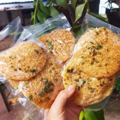 Combo 10 bịch Cơm cháy sấy CN ( 1 bịch 3 cái). Mua bán Đồ ăn, thực phẩm và các loại khác tại Thành phố Biên Hòa Đồng Nai được đăng bởi Mai Thị Hảo 