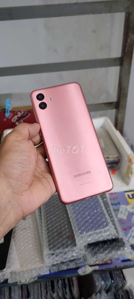 Samsung A04, ram 5gb, 64gb, pin 5000. Mua bán Điện thoại tại Quận Gò Vấp Tp Hồ Chí Minh được đăng bởi A LONG   nhận thanh toán THẺ TÍN DỤNG hình 1