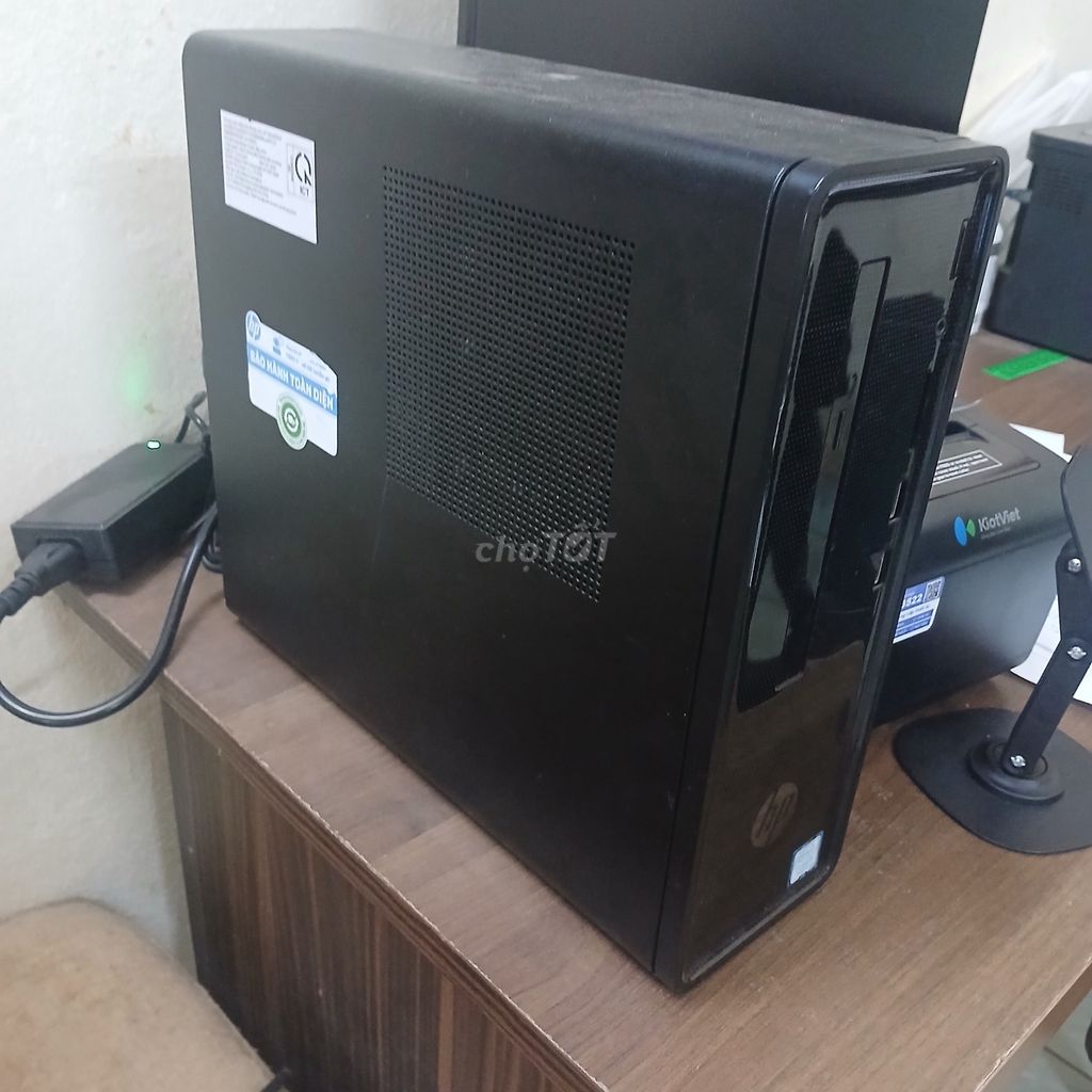 HP Intel Core i3-8100 8GB 256GB. Mua bán Máy tính để bàn tại Quận Liên Chiểu Đà Nẵng được đăng bởi Y hình 1