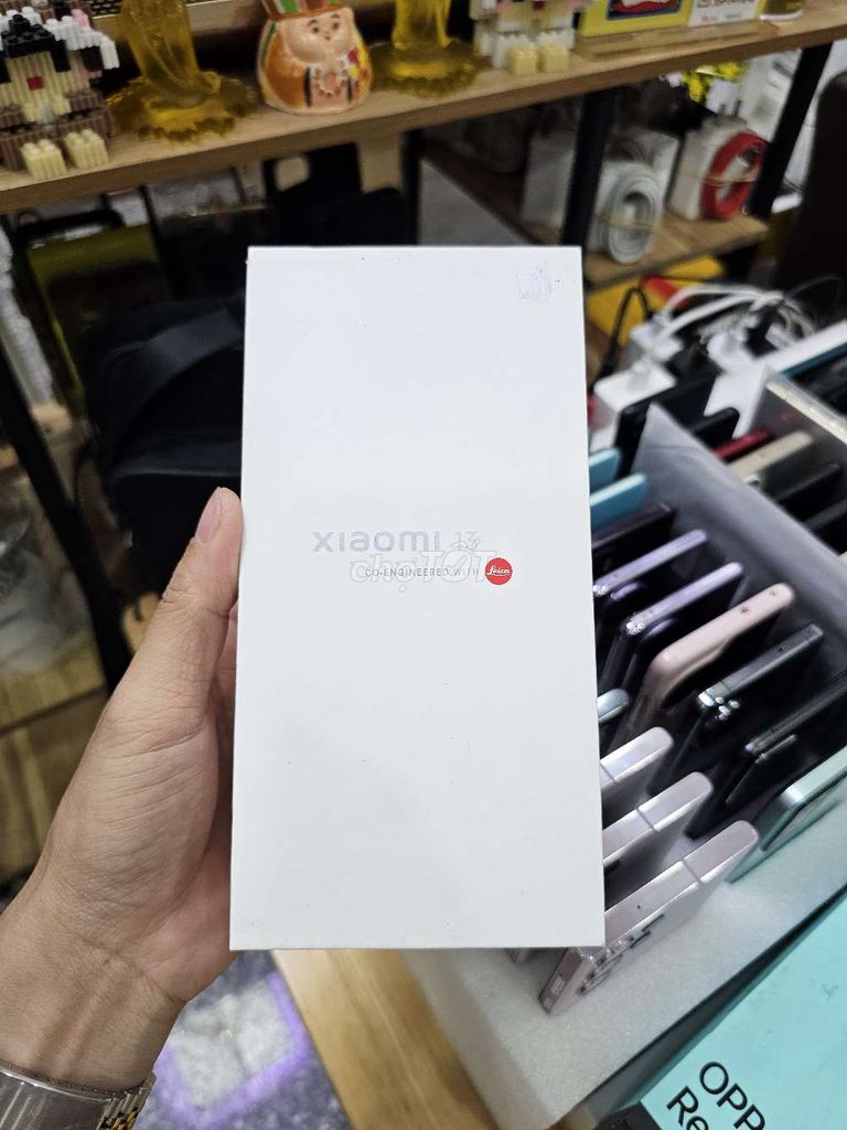 XIAOMI 13 5G XANH LƯNG DA 8/256 FBOX ZIN ĐẸP CHẤT