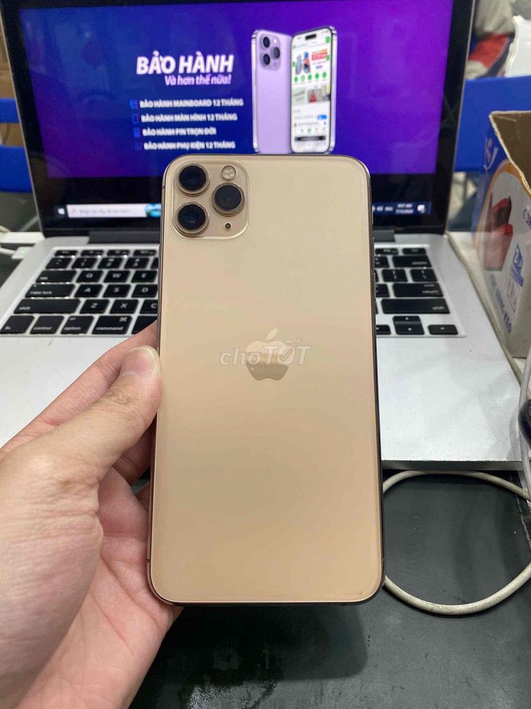 Apple iPhone 11 Pro Max 256GB Vàng 99% đẹp. Mua bán Điện thoại tại Quận 3 Tp Hồ Chí Minh được đăng bởi Tuấn Nguyễn hình 1