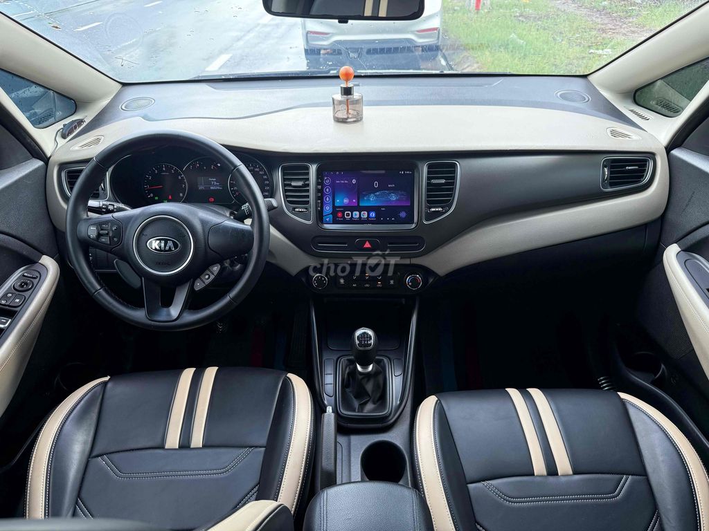 Kia Rondo 2017 2.0 GMT - 90000 km 7 chỗ. Mua bán Ô tô tại Quận Ngũ Hành Sơn Đà Nẵng được đăng bởi xuân hình 3