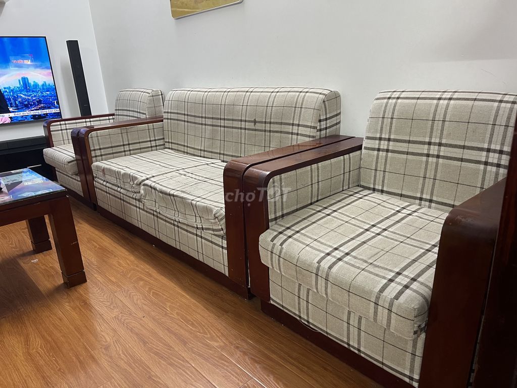 Tặng bộ Sofa đôi và 2 Sofa đơn