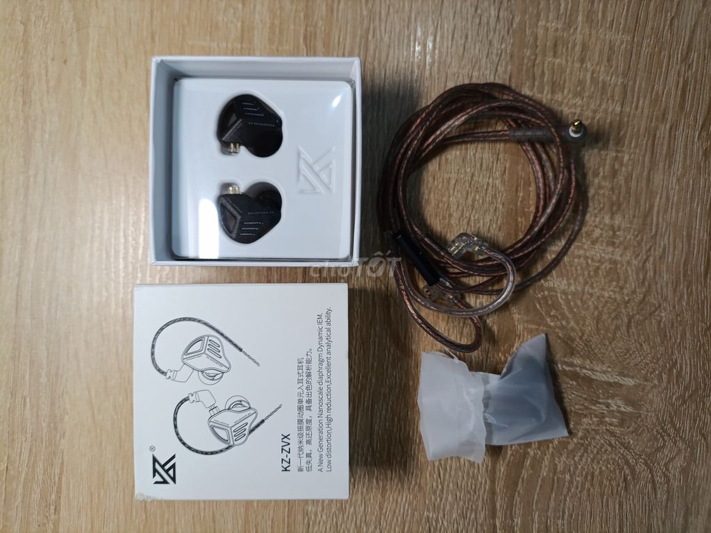 Tai nghe KZ ZVX Đen Đã sử dụng. Mua bán Tivi, Âm thanh tại Quận Hoàng Mai Hà Nội được đăng bởi Nam Duck hình 1