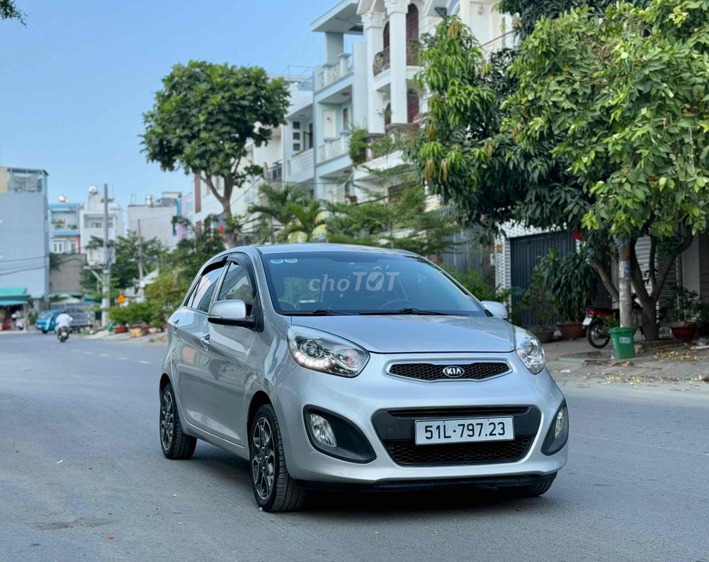 Kia Picanto 2014 S MT - 112000 km