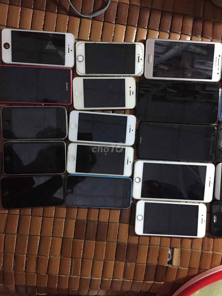 Lô điện thoại còn sống. Mua bán Điện thoại tại Quận Tân Phú Tp Hồ Chí Minh được đăng bởi Tiệm Sách Cũ Hoàng Lộc hình 6