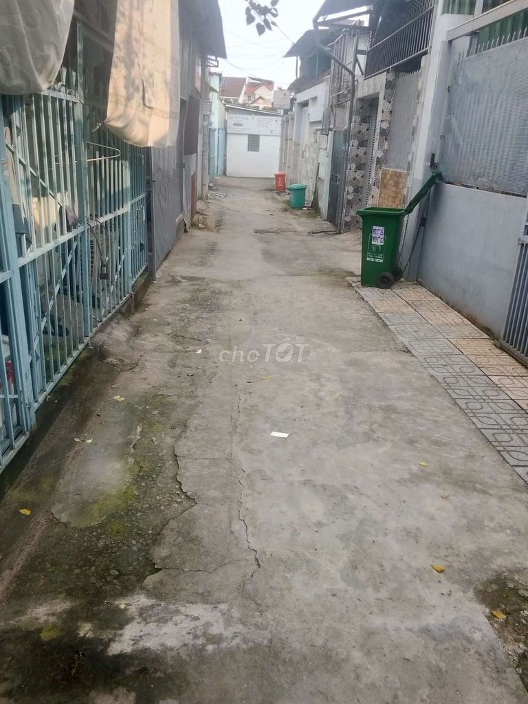 Комната для девушки в районе Чуонг Тхо, г. Тхыдык