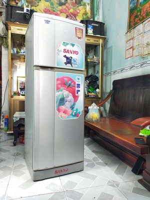Tủ lạnh Aqua 170 l, sạch sẽ máy móc nguyên zin