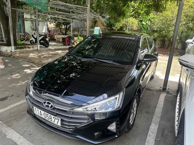 Hyundai Elantra 2020 1.6MT Số sàn Đen