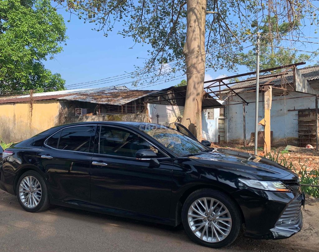 Toyota Camry 2019 2.5Q - 78000 km. Mua bán Ô tô tại Thành phố Long Khánh Đồng Nai được đăng bởi Minh Boy hình 3