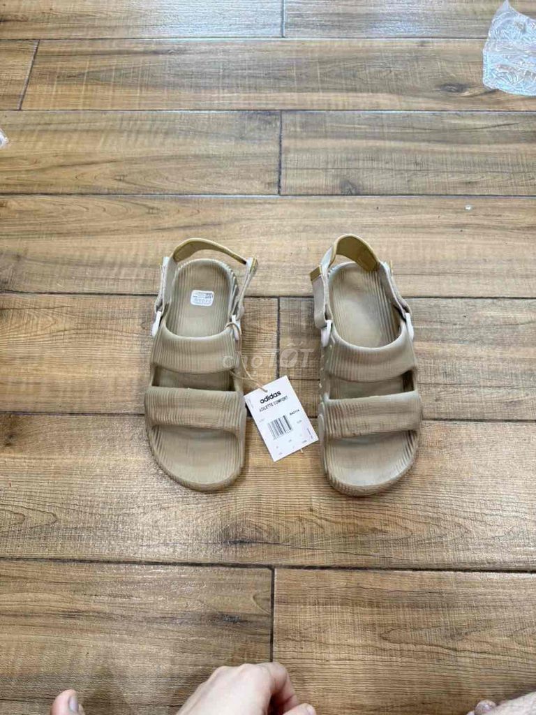 Dép Adidas Unisex Cao su size 39-40-41-42-43. Mua bán Giày dép tại Huyện Chương Mỹ Hà Nội được đăng bởi Store Nguyễn Thắng Thời Trang Nam hình 1