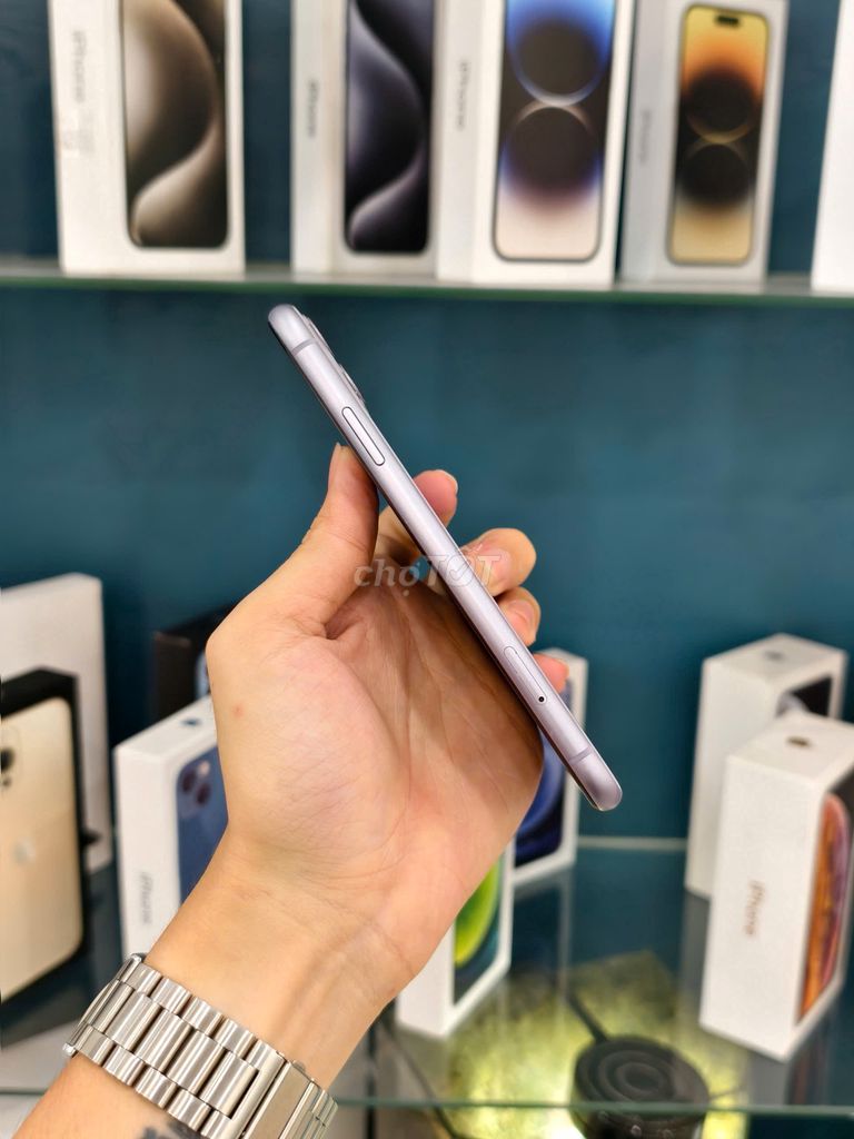 SALE iPhone 11 128GB Tím chuẩn zin nguyên bản. Mua bán Điện thoại tại Quận Phú Nhuận Tp Hồ Chí Minh được đăng bởi TYMO Việt Nam hình 3