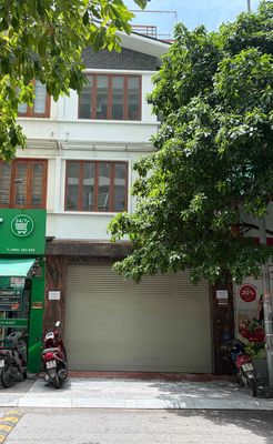 Chính chủ Cho thuê nhà căn góc nguyên căn 3,5 tầng vị trí đẹp