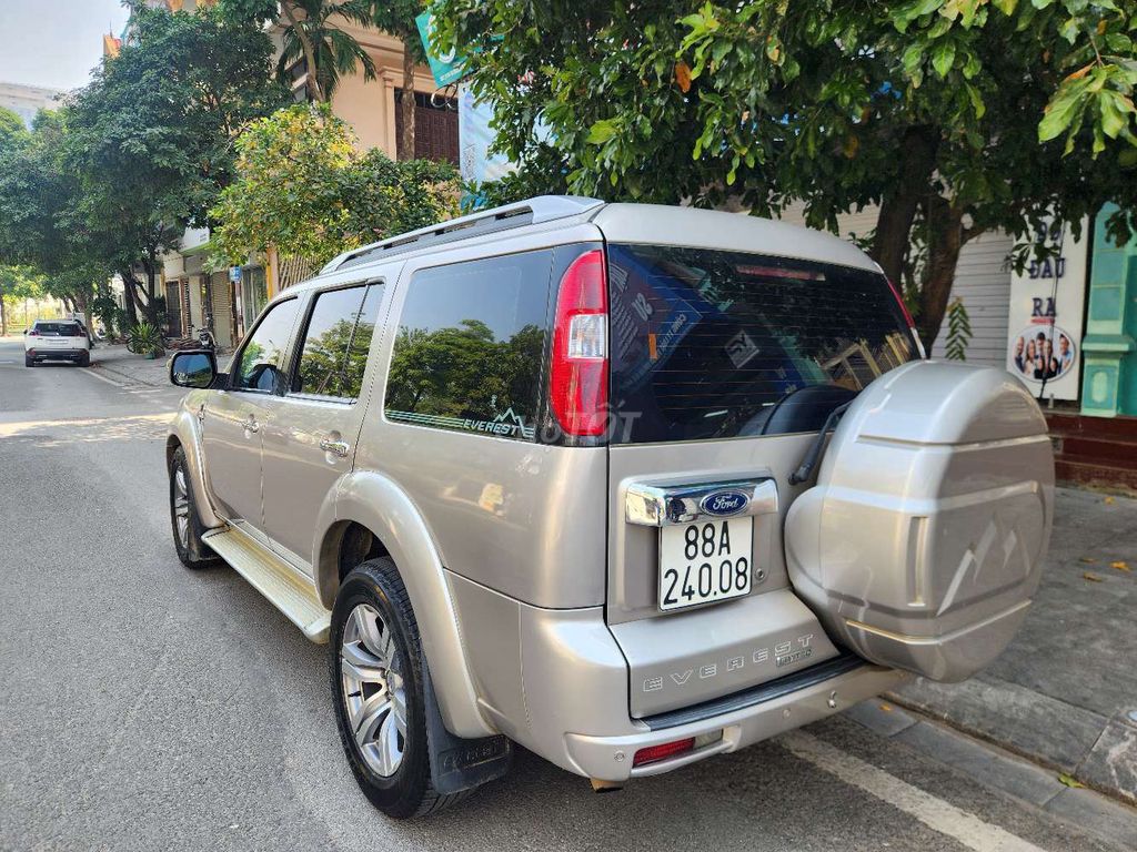 3 125 2011 2.5L 4x2 AT - 200000 km. Mua bán Ô tô tại Thành phố Vĩnh Yên Vĩnh Phúc được đăng bởi Thái minh hình 5