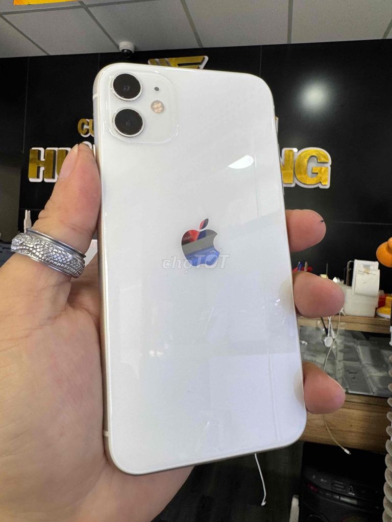 Apple iPhone 11 64GB Trắng. Mua bán Điện thoại tại Thành phố Bến Tre Bến Tre được đăng bởi HươngGiangmobile hình 1