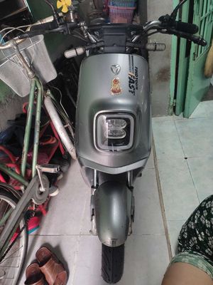 Xe yadea E3. Mua bán Xe điện tại Huyện Hóc Môn Tp Hồ Chí Minh được đăng bởi ko chín tám sáu chín chín một năm ko năm