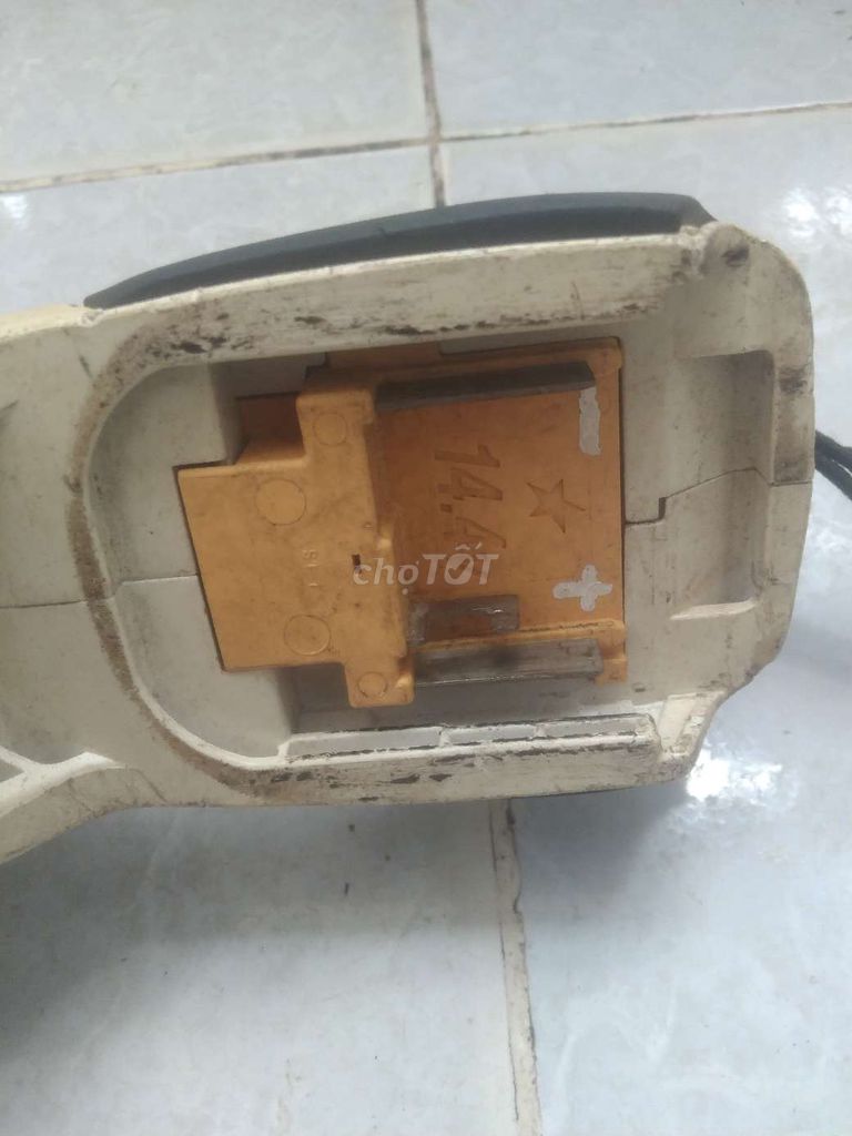 Thân máy hút bụi Makita CL142FD. Mua bán Thiết bị vệ sinh, nhà tắm tại Thành phố Huế Thừa Thiên Huế được đăng bởi Nhất Linh hình 1