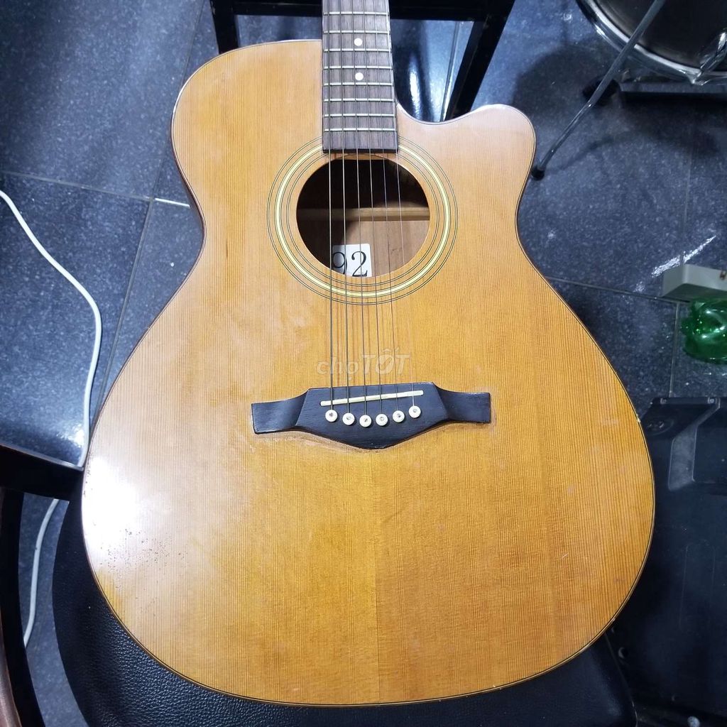 Đàn guitar Acoustic