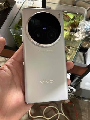 Vivo X100 Ultra 16GB 512GB Bạc 87%