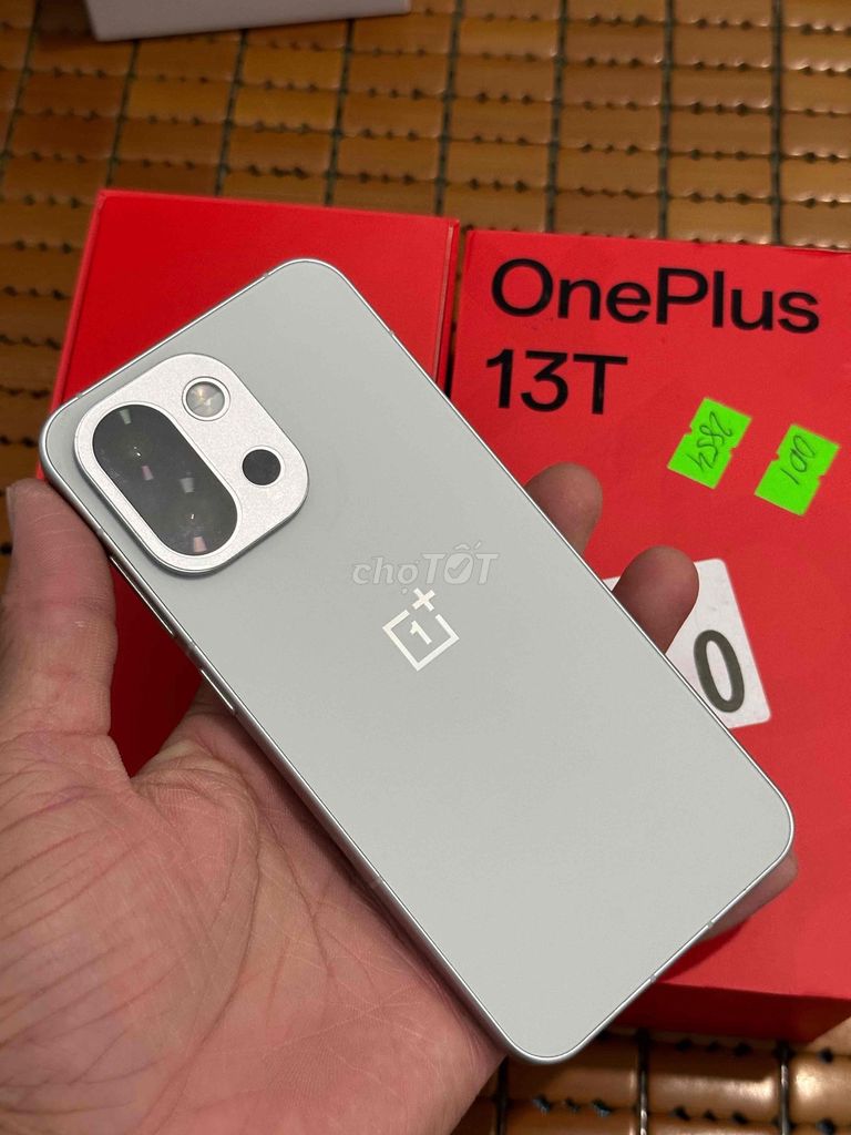 OnePlus 13T 12GB/256GB fullboxx đẹp 99 cần bán ạ. Mua bán Điện thoại tại Thành phố Thủ Dầu Một Bình Dương được đăng bởi Hoàng hải hình 1