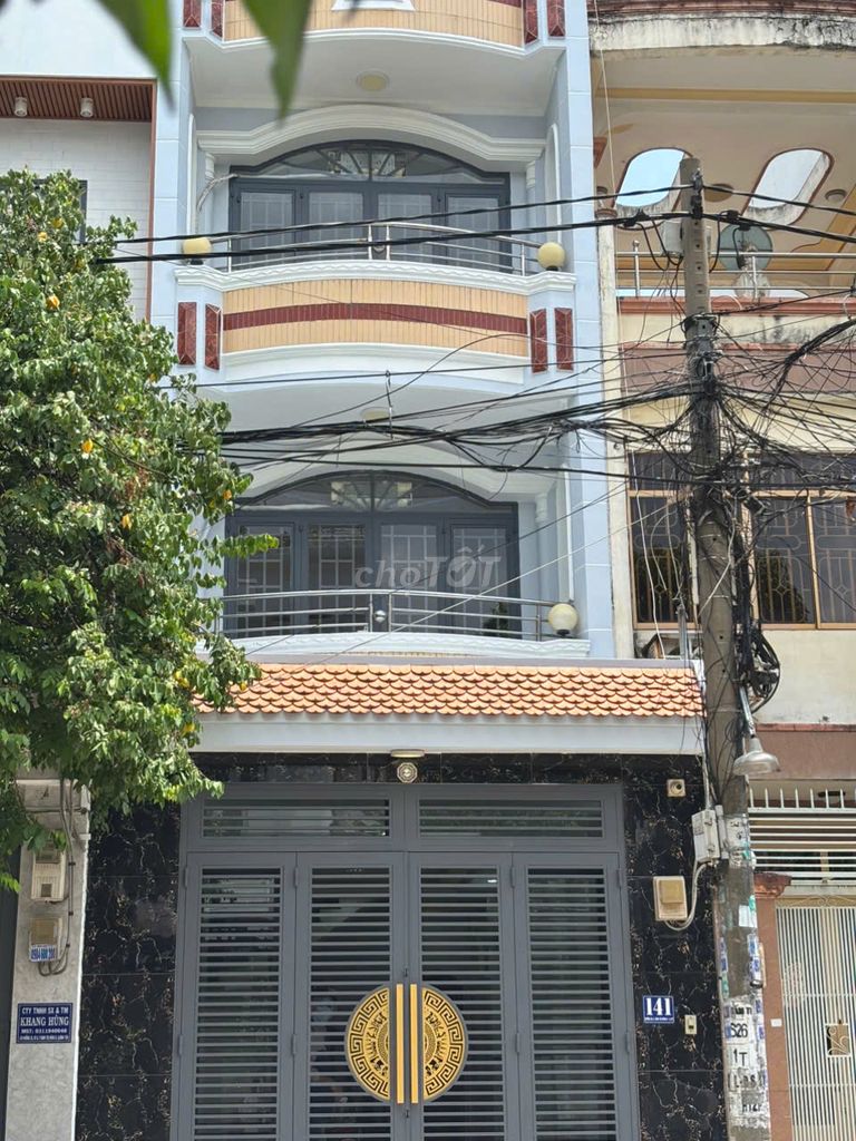BÁN NHÀ MẶT TIỀN ĐƯỜNG 26 TÊN LỬA 4x20M 3 LẦU SÂN THƯỢNG KẾ AEON MALL
