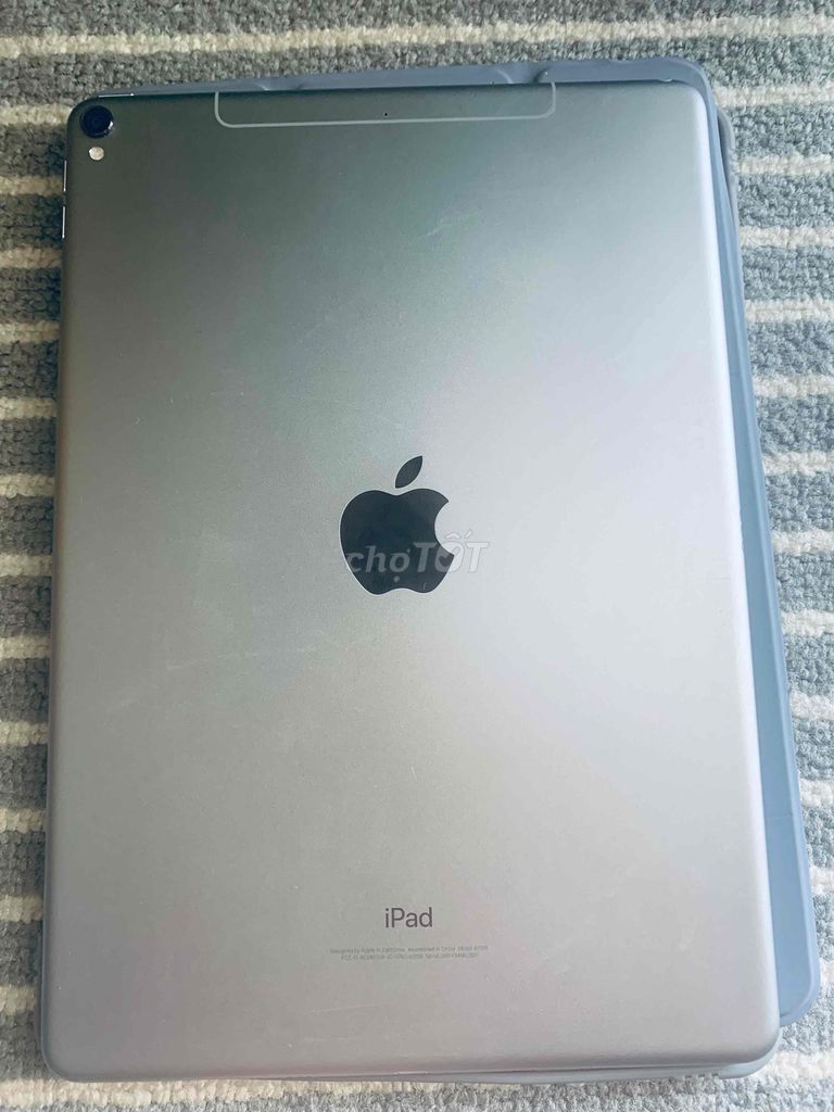 ipad pro 10.5 4G/wifi full zin full chức năng 99%