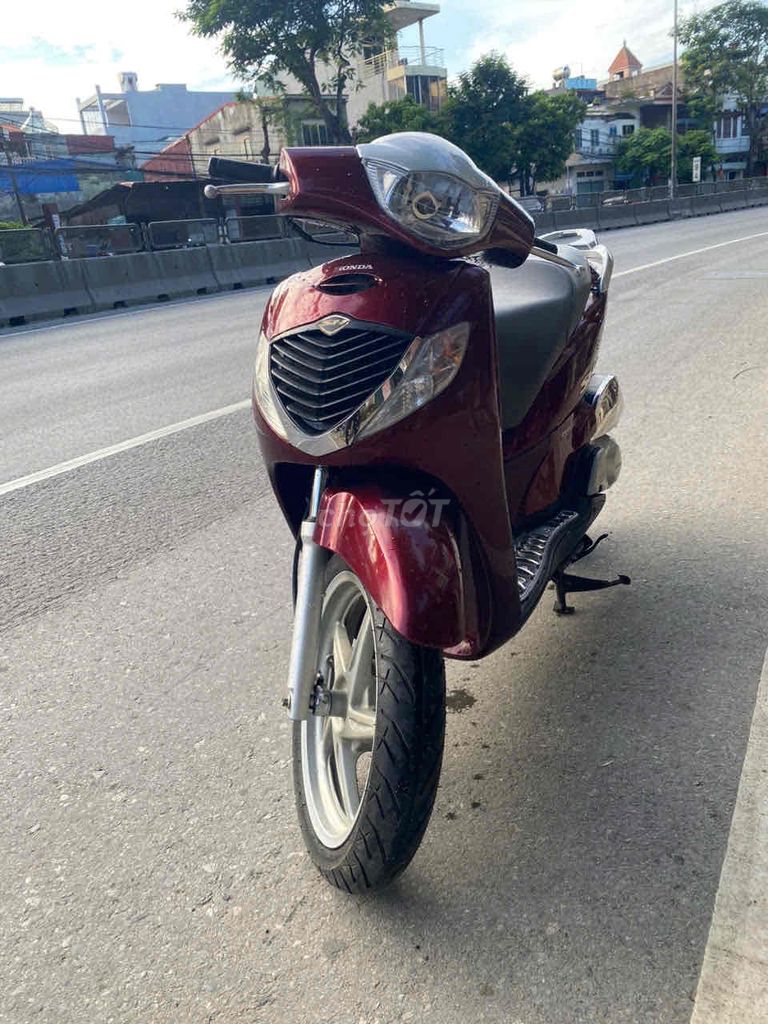 Honda sh 150 chính chủ êm đẹp mê ly biển vip. Mua bán Xe máy tại Quận Hồng Bàng Hải Phòng được đăng bởi Ly  hình 3